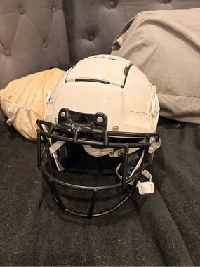 Youth/Men White Schutt F7 lx1 Football Helmet with Black Facemask - Secure Fit